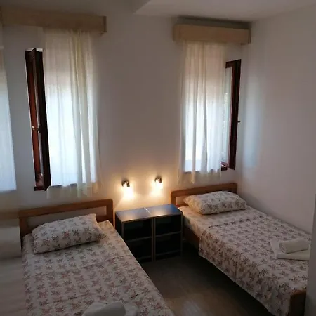 Maricic Apartamento *